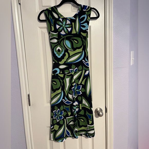 Blue and Green Party dress - Picture 3 of 6